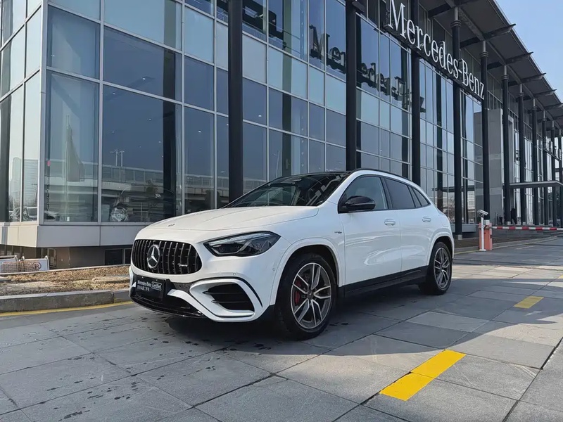 Mercedes-Benz GLA-Class