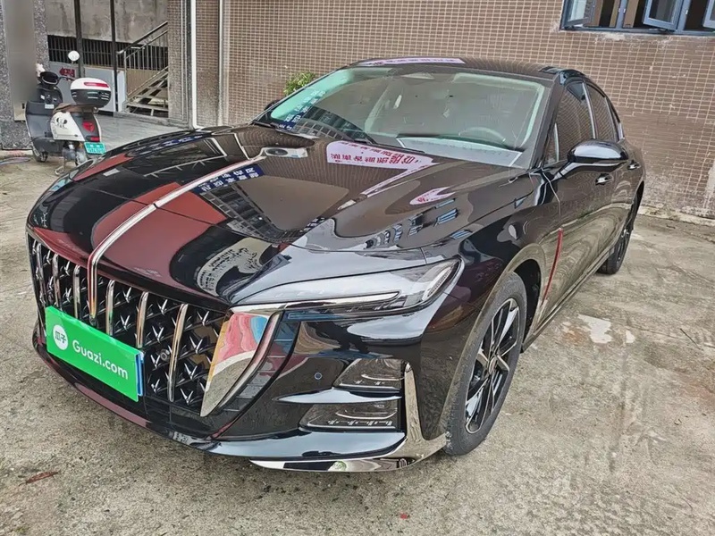 Hongqi H6