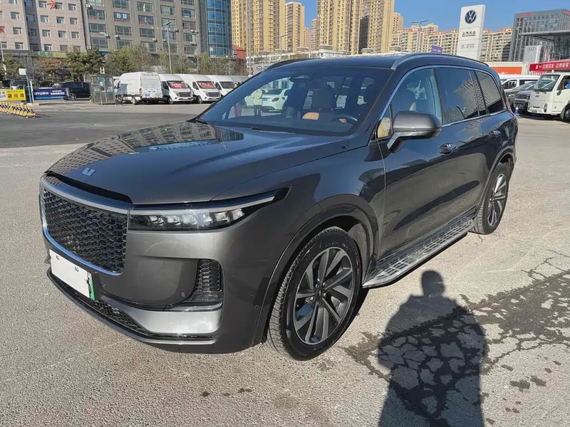 Li Auto ONE