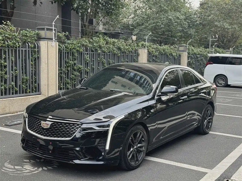 Cadillac CT4