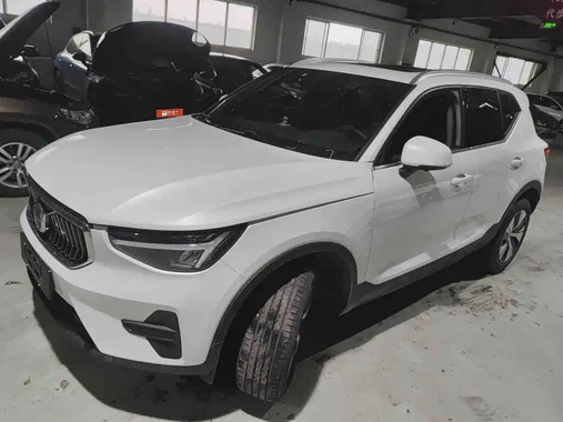 Volvo XC40 2023