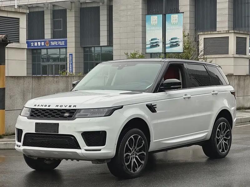 Land Rover Sport
