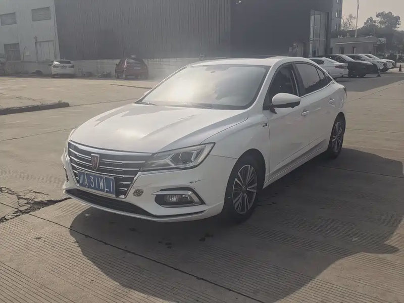 Roewe i5