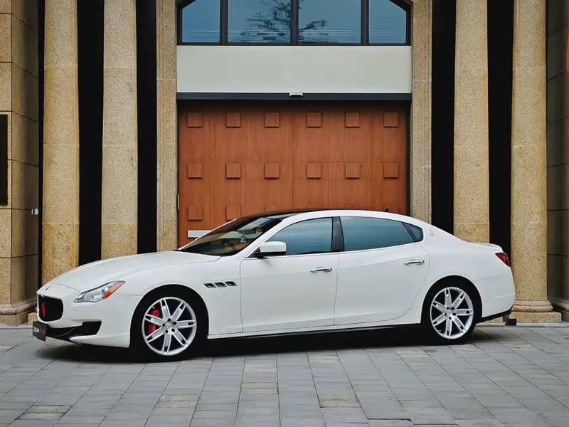 Maserati Quattroporte