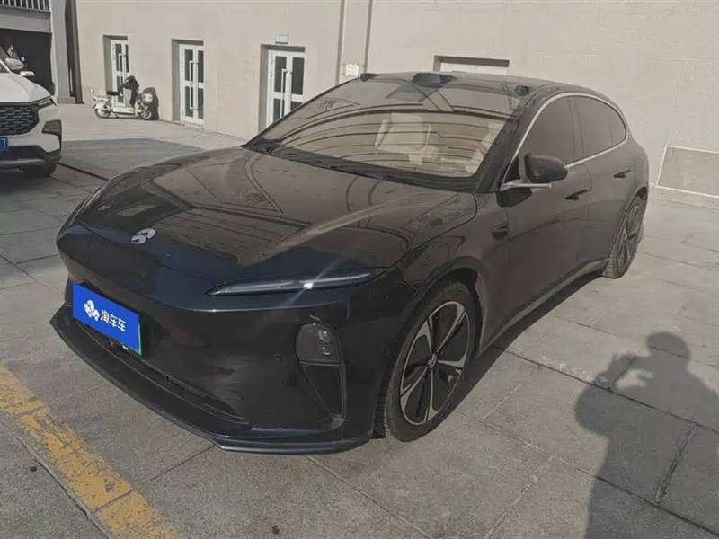 NIO ET5T