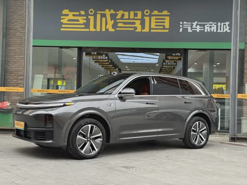 Li Auto L7