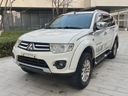 Mitsubishi Pajero Sport 2014