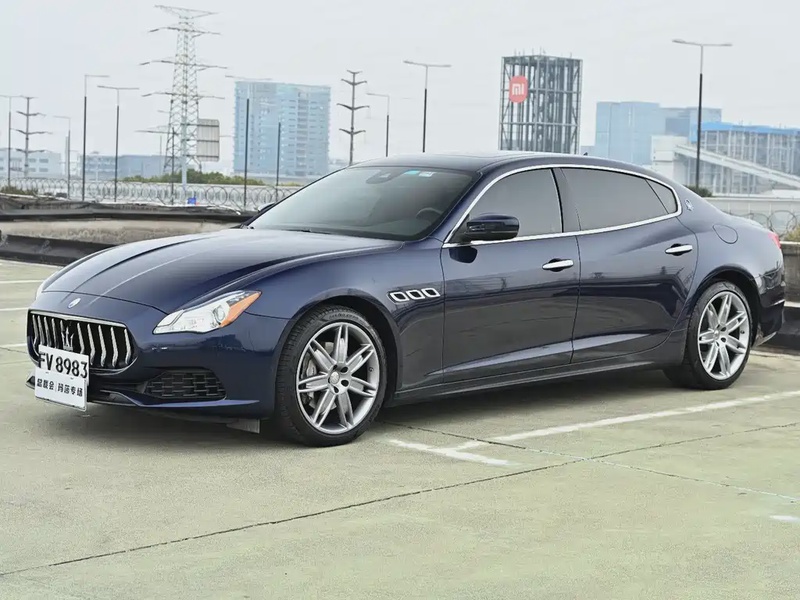 Maserati Quattroporte