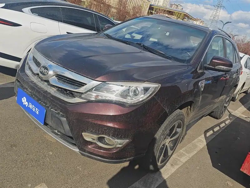 BYD S7