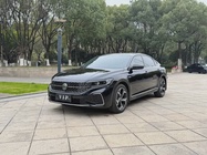 Volkswagen Passat 2025