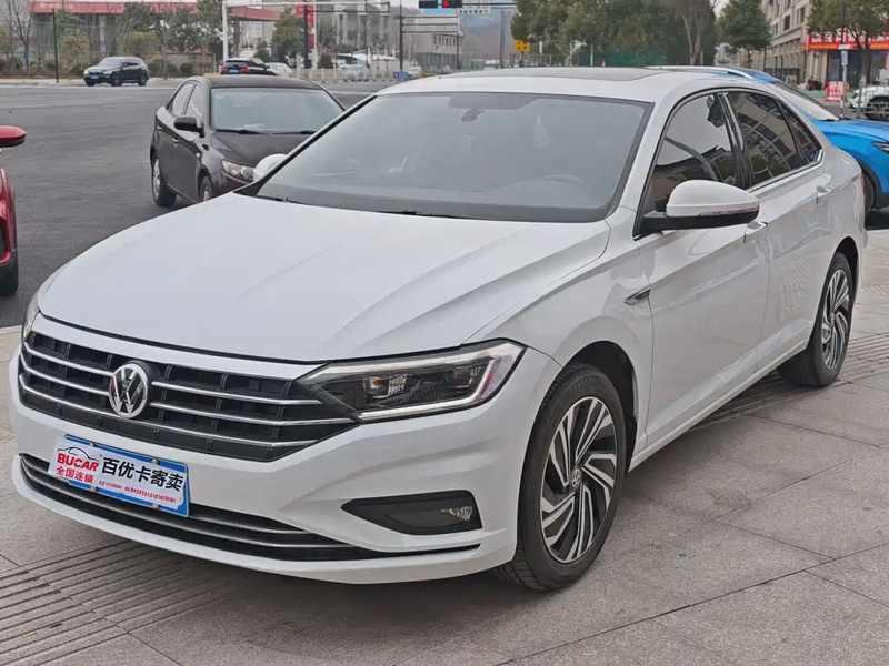 Volkswagen Sagitar