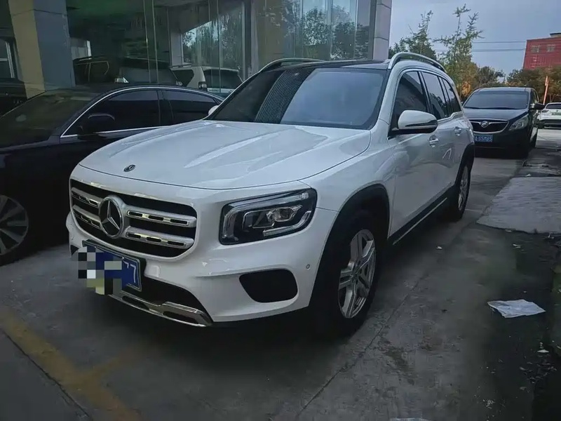 Mercedes-Benz GLB-Class