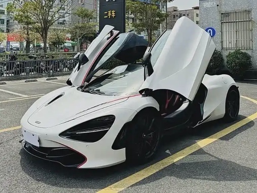McLaren 720S 2019
