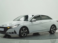 Hyundai Elantra 2022