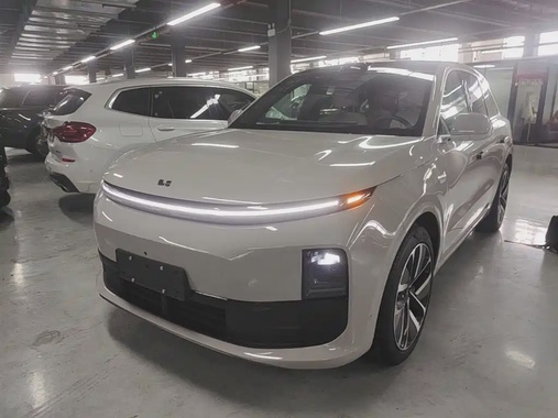 Li Auto L6 2024