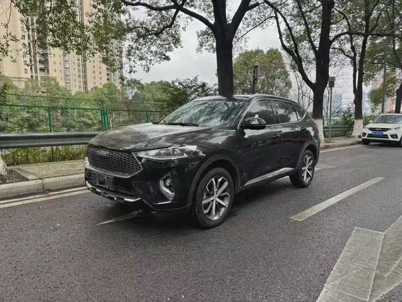 Haval F7