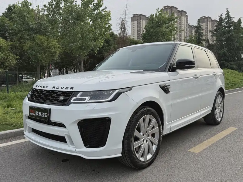 Land Rover Sport