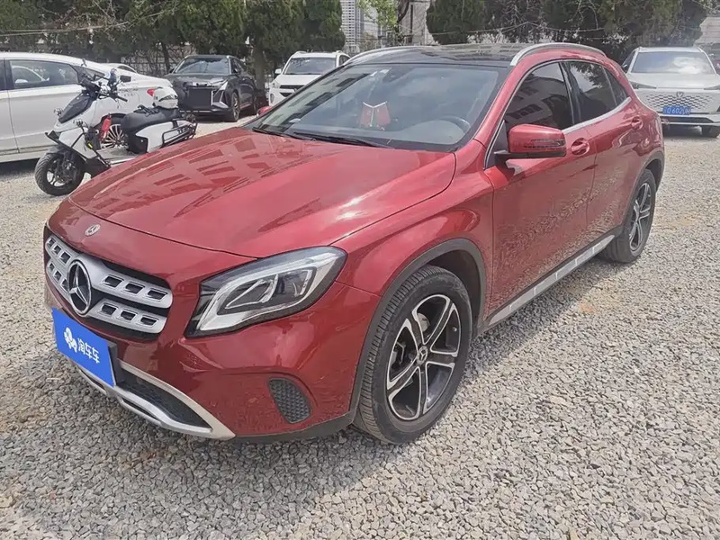 Mercedes-Benz GLA-Class