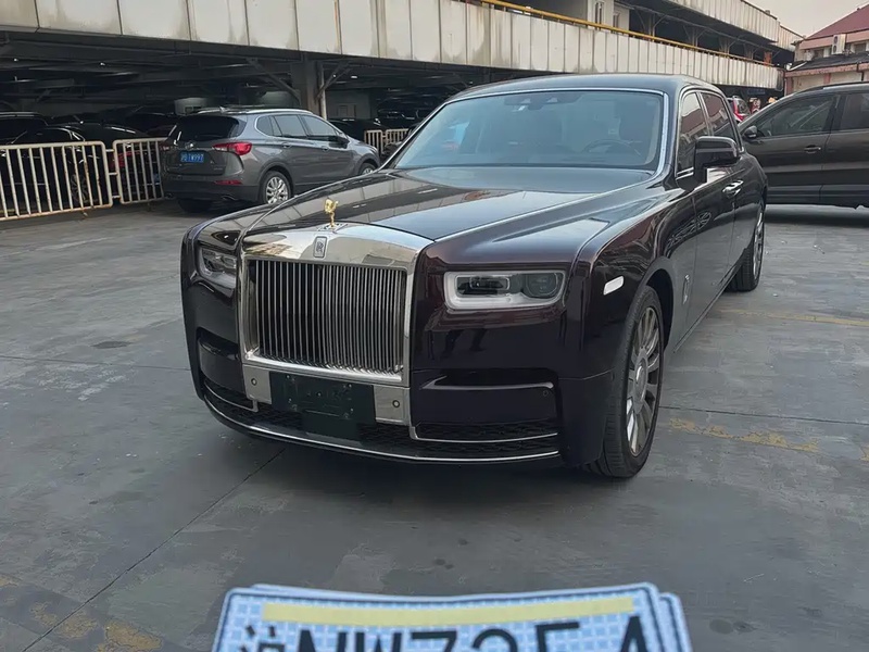 Rolls-Royce Phantom