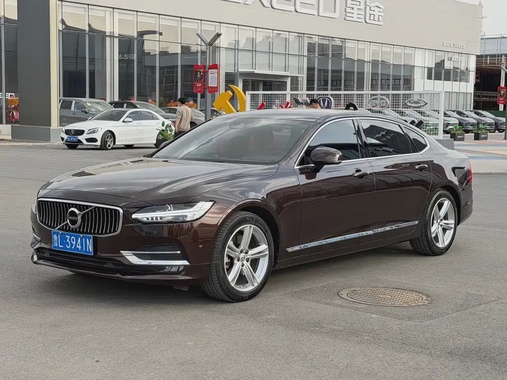 Volvo S90 2017