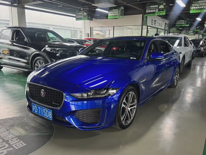 Jaguar XE