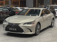 Lexus ES 2020