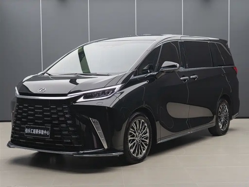 Lexus LM 2025