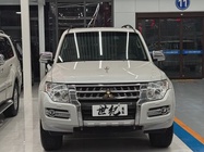 Mitsubishi Pajero 2019