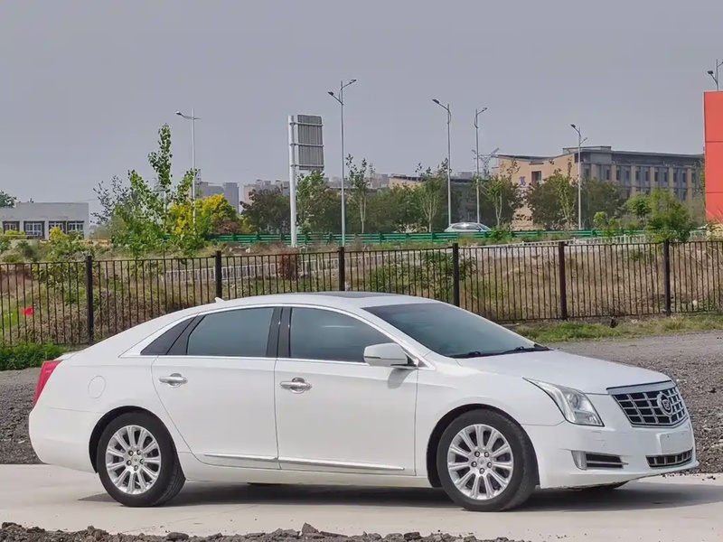 Cadillac XTS