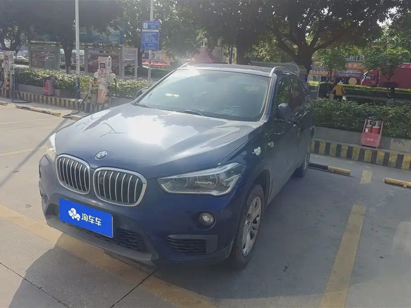 BMW X1