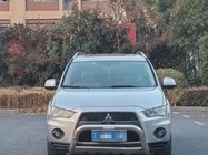 Mitsubishi Outlander 2010