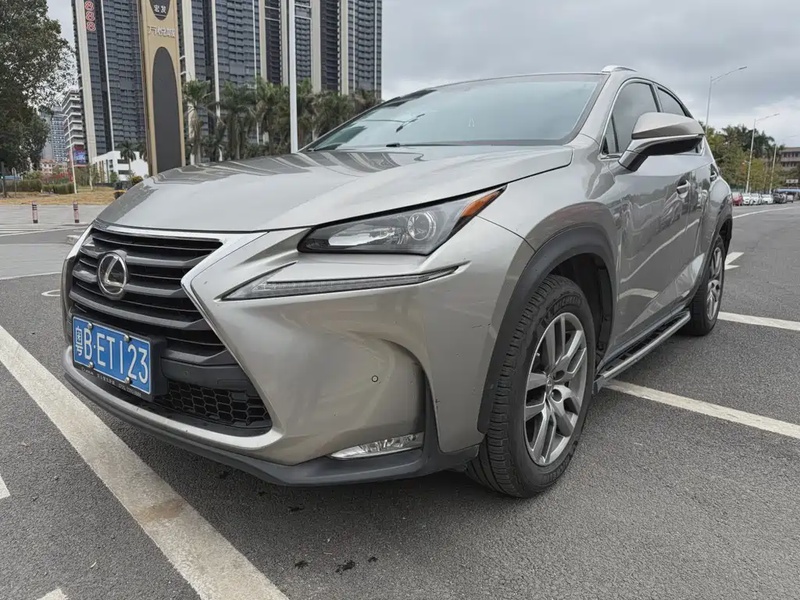 Lexus NX