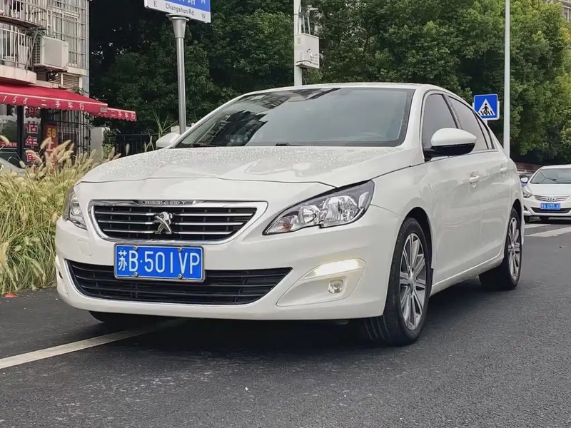 Peugeot 408