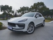 Porsche Macan 2025