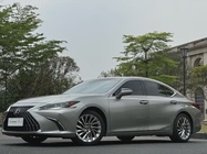 Lexus ES 2022