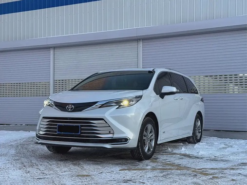 Toyota Sienna 2023