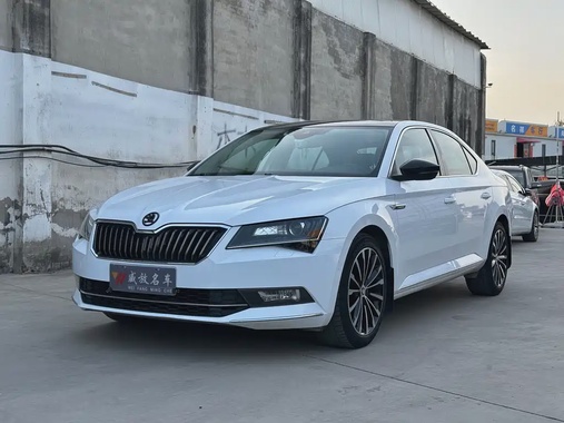 Skoda Superb 2016