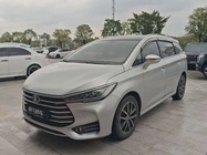BYD MAX 2018