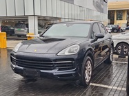 Porsche Cayenne 2021