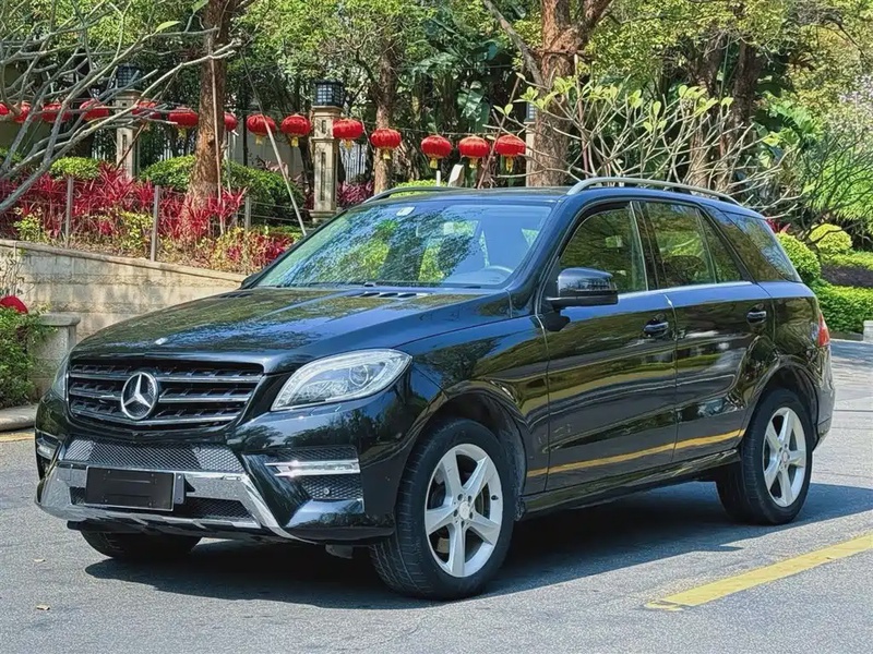 Mercedes-Benz M-Class