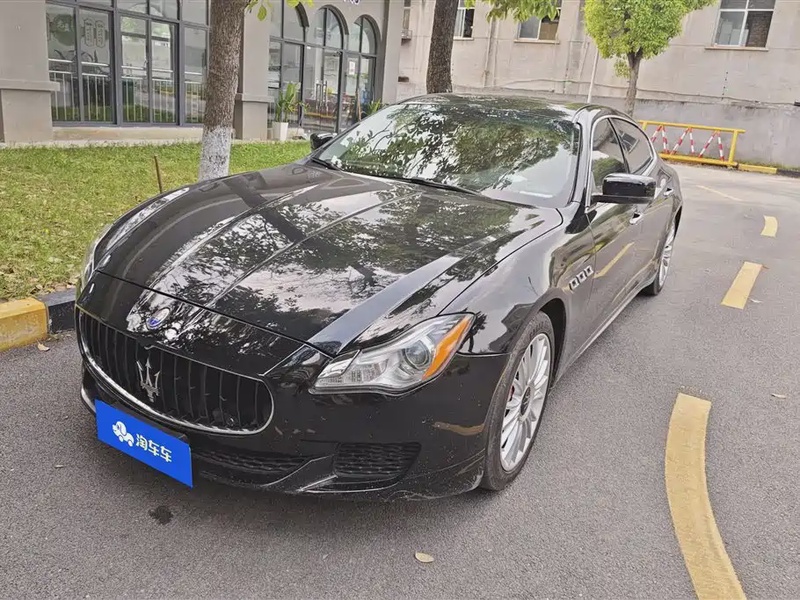 Maserati Quattroporte