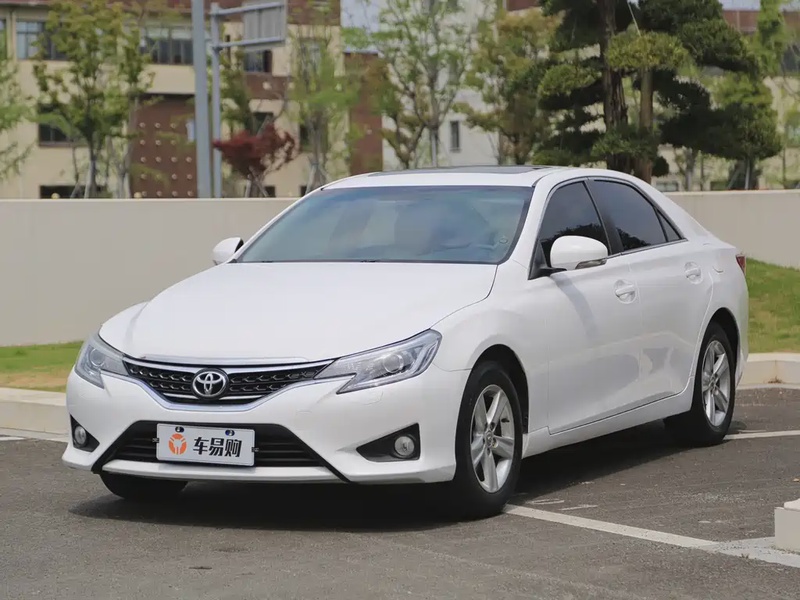 Toyota Reiz