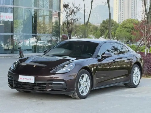 Porsche Panamera 2018