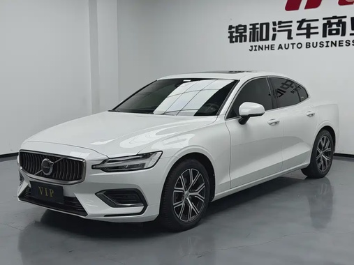 Volvo S60 2022