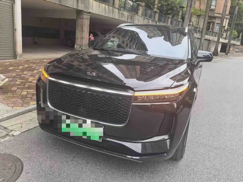 Li Auto ONE