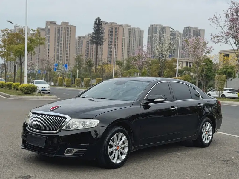 Hongqi H7