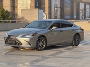 Lexus ES 2024