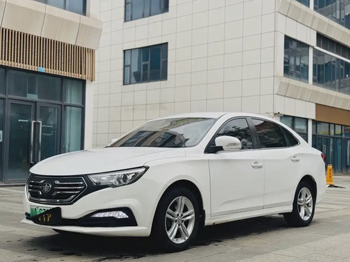Bestune B30EV 2020