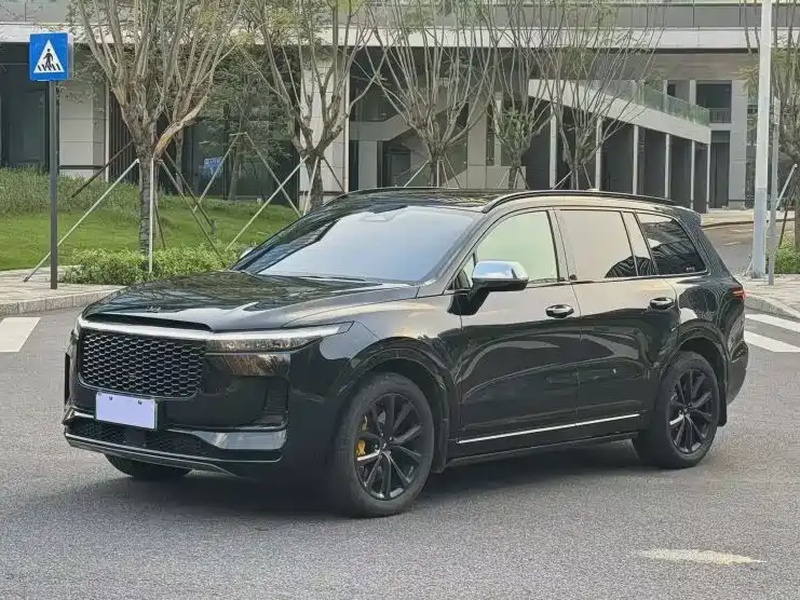 Li Auto ONE