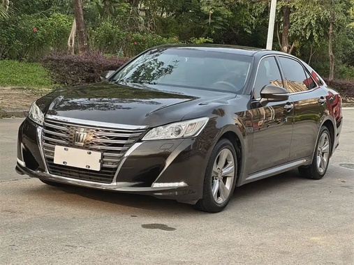 Toyota Crown 2017
